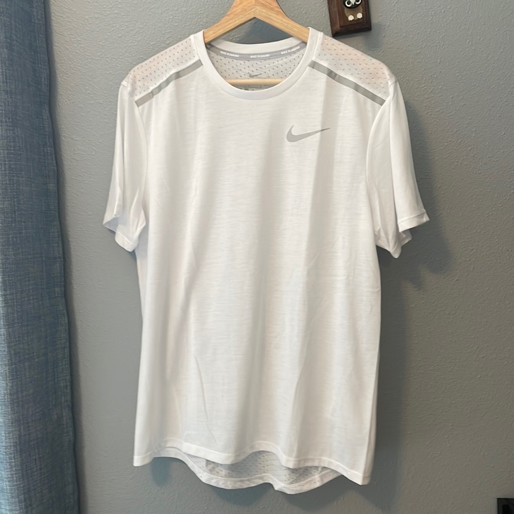 Nike Mens dri-fit shirt